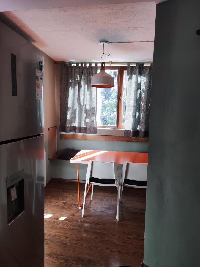 شقة Shared Flat In An Artists District Pikris Gora تبليسي المظهر الخارجي الصورة